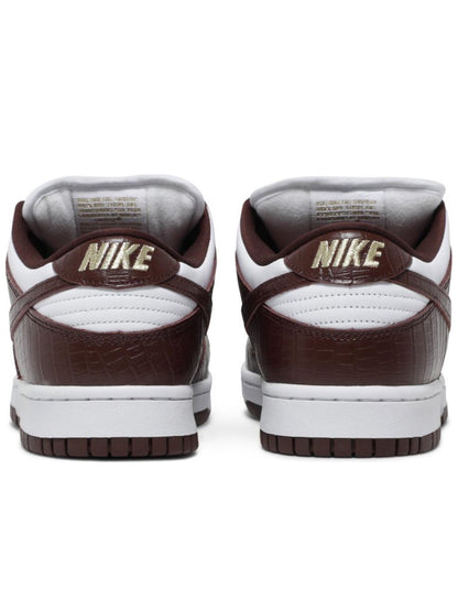 Nike SB Dunk Low Supreme Stars Barkroot Brown (2021) DH3228-103